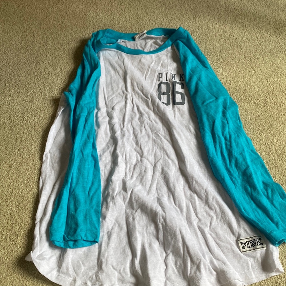 NWOT vspink baseball tee